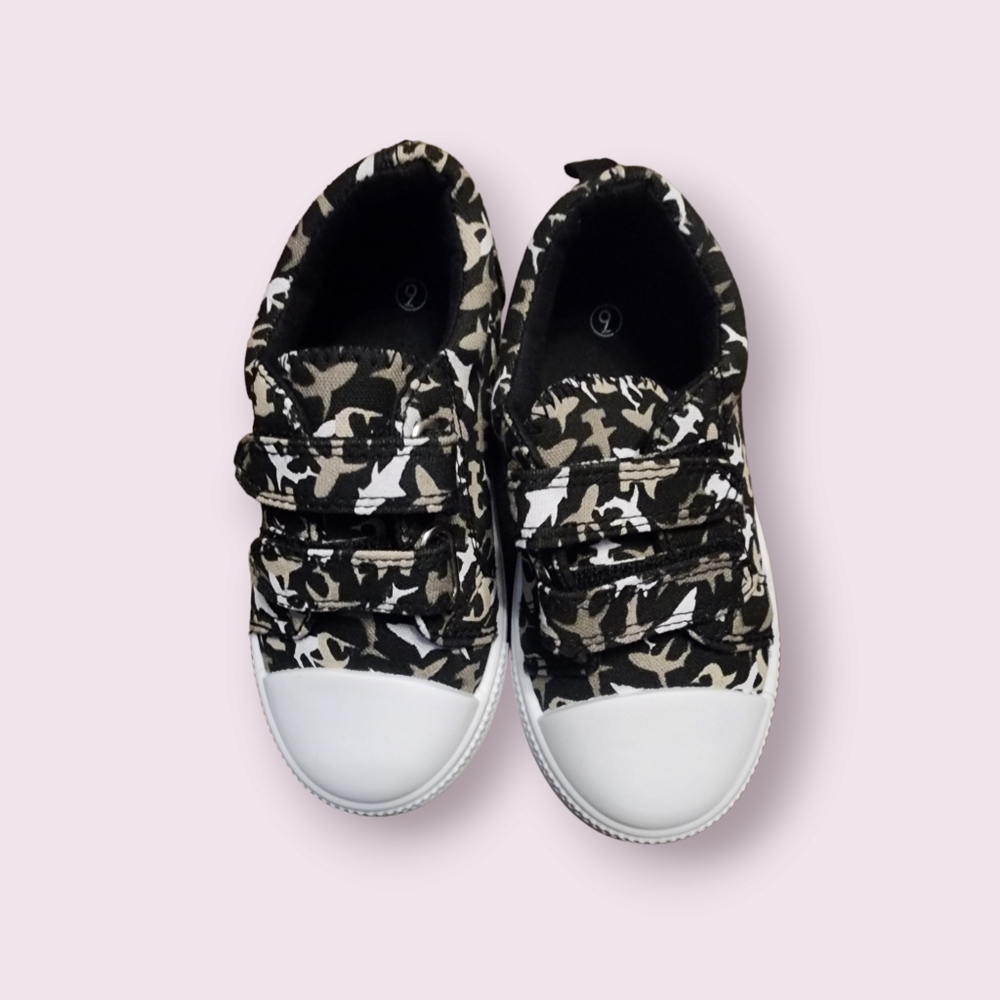 New Toddler Shark Theme Sneakers Size 9